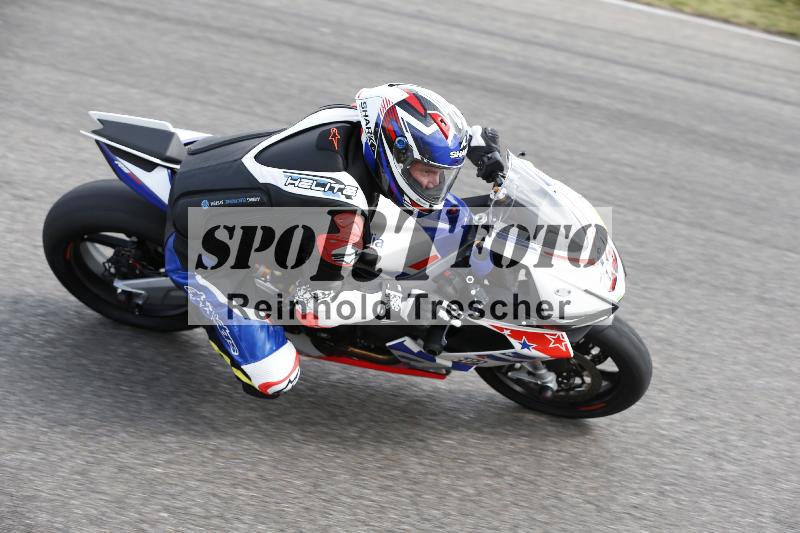 /Archiv-2025/04 13.04.2025 Get Faster Caremotion ADR/Gruppe gelb/82